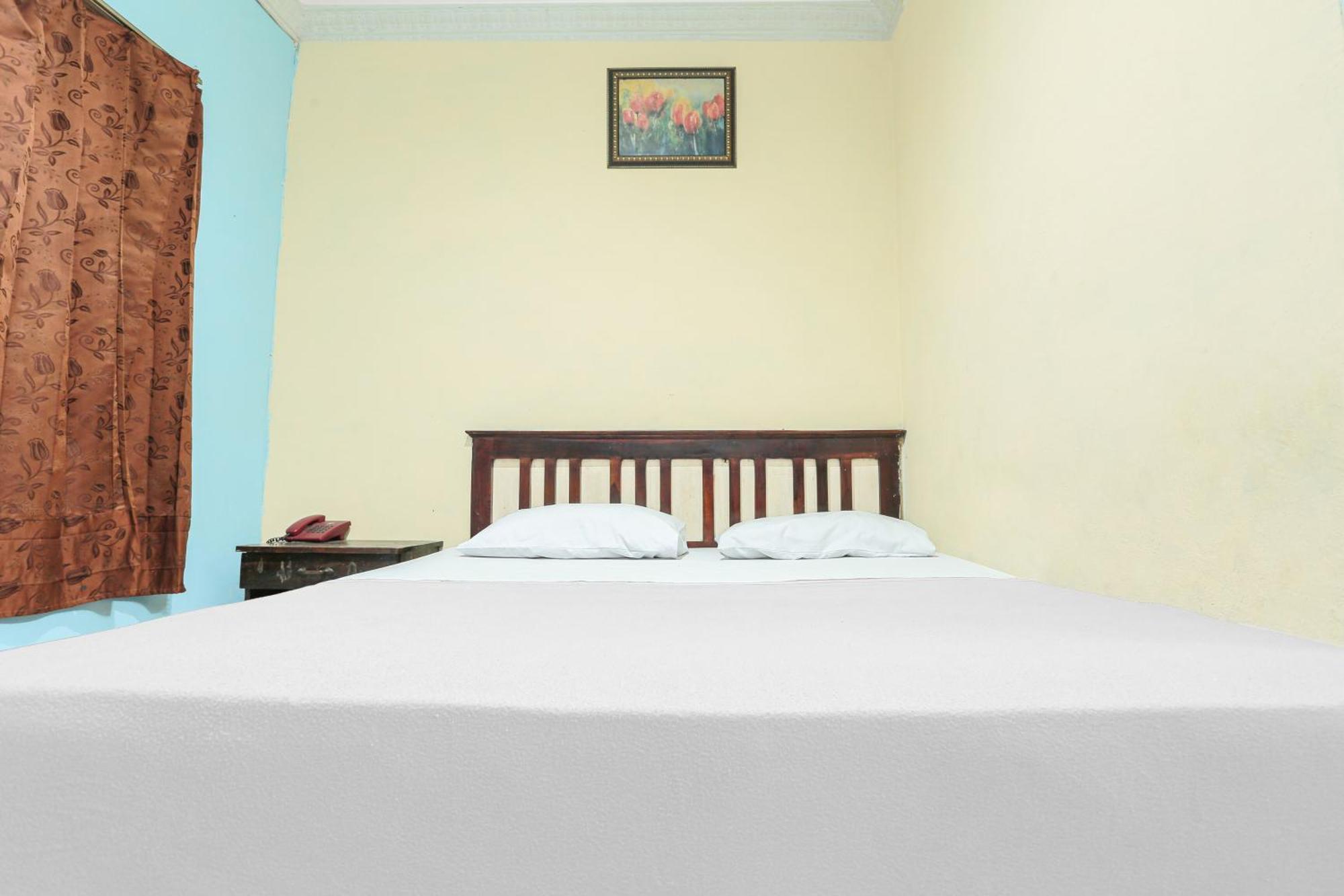 Oyo 93046 Hotel Fortuna Parepare Eksteriør bilde